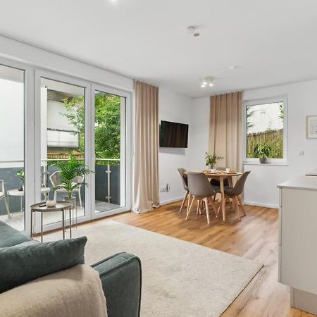 Deluxe Apartment In Bielefeld City Mit Parkplatz Und Balkon Eksteriør bilde