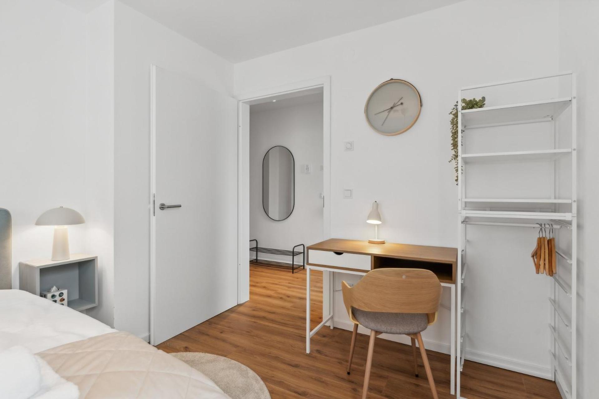 Deluxe Apartment In Bielefeld City Mit Parkplatz Und Balkon Eksteriør bilde