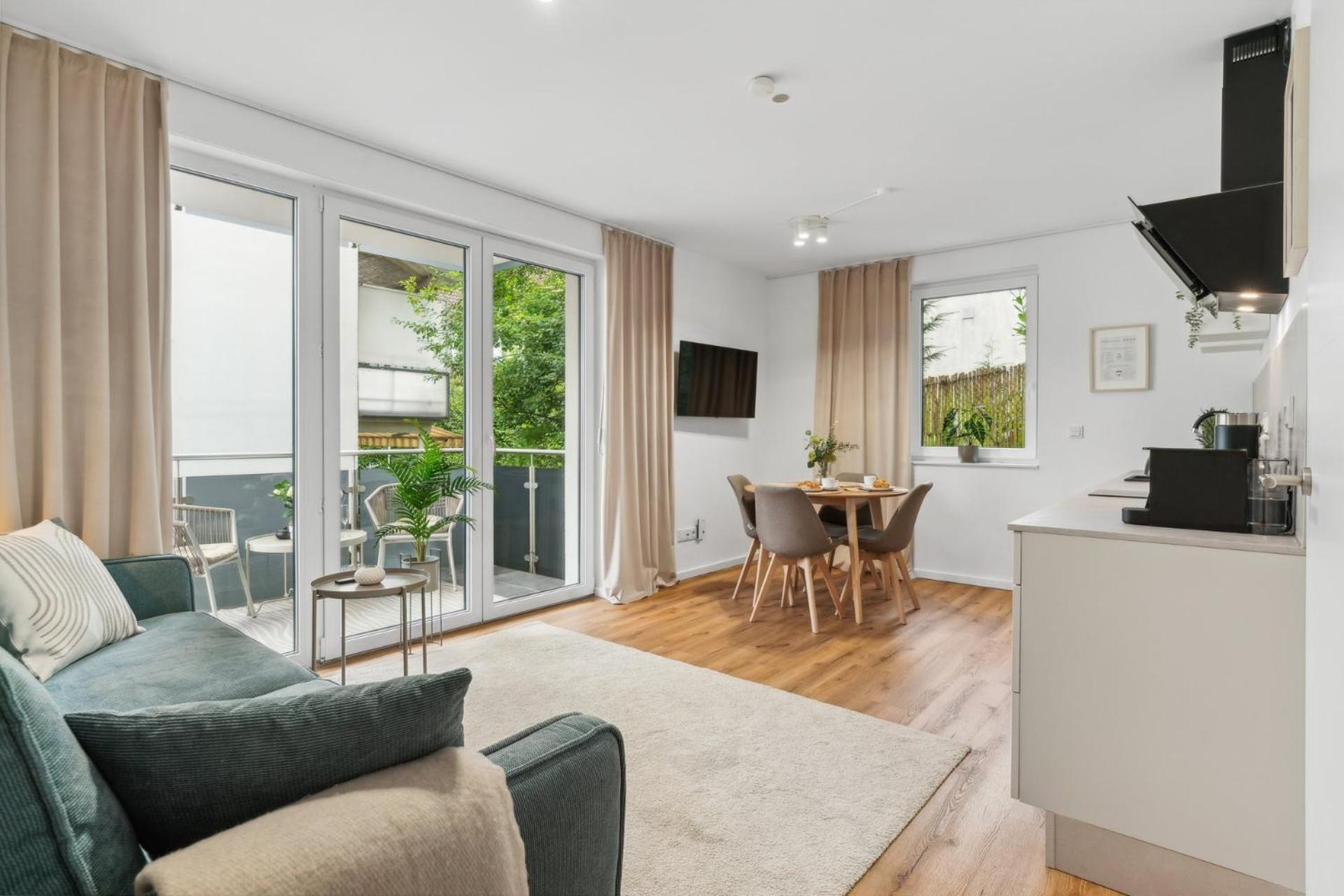 Deluxe Apartment In Bielefeld City Mit Parkplatz Und Balkon Eksteriør bilde